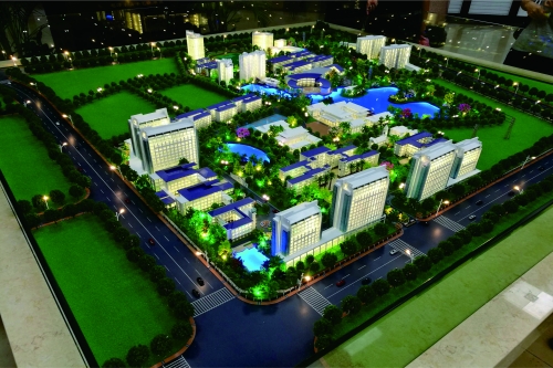 广州南国商学校